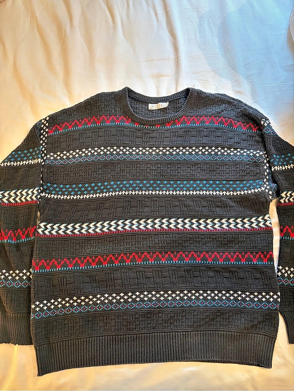 Jantzen Geometric Crewneck Sweater in Black & Red Like New